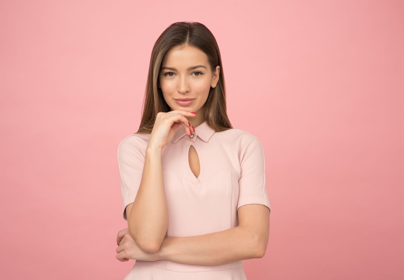 やわらかな印象の女性のポートレート